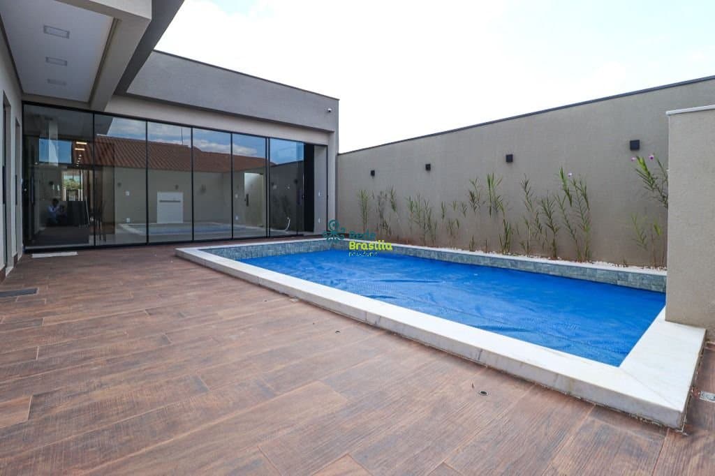 Imagem da propriedade CO8247 18