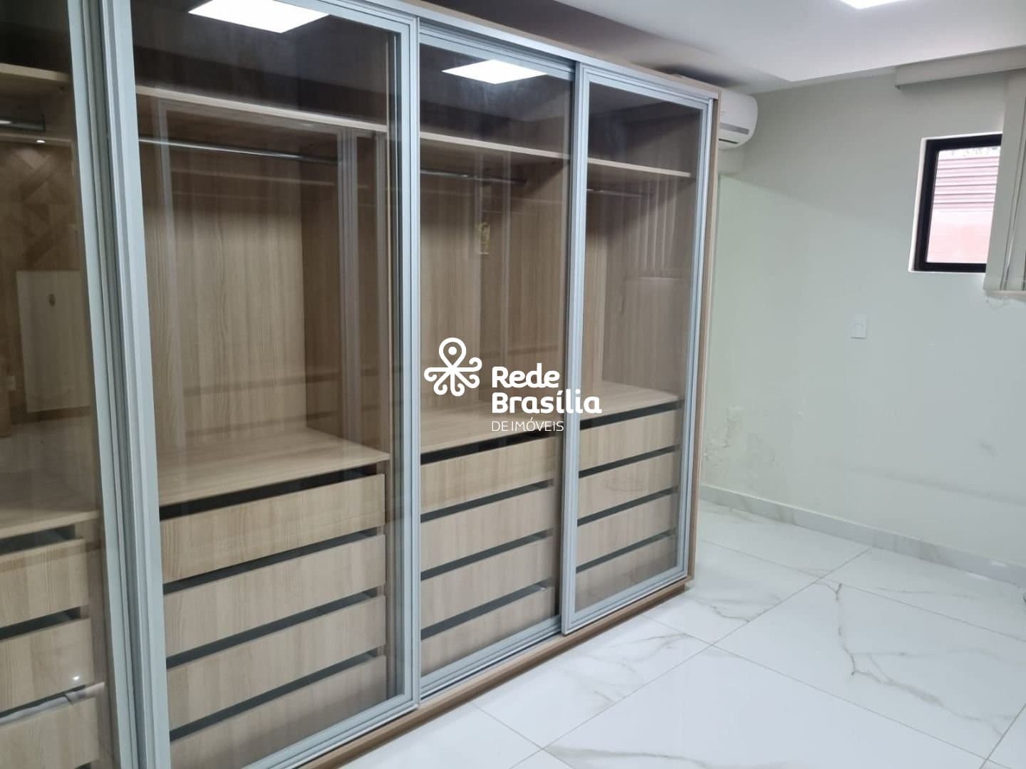 Imagem da propriedade DX65 26