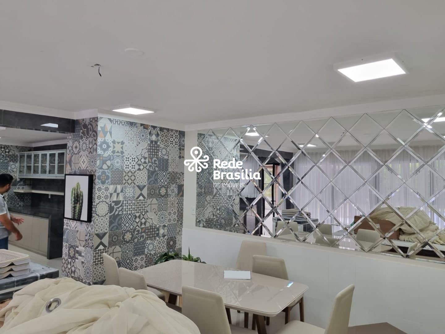 Imagem da propriedade DX65 42