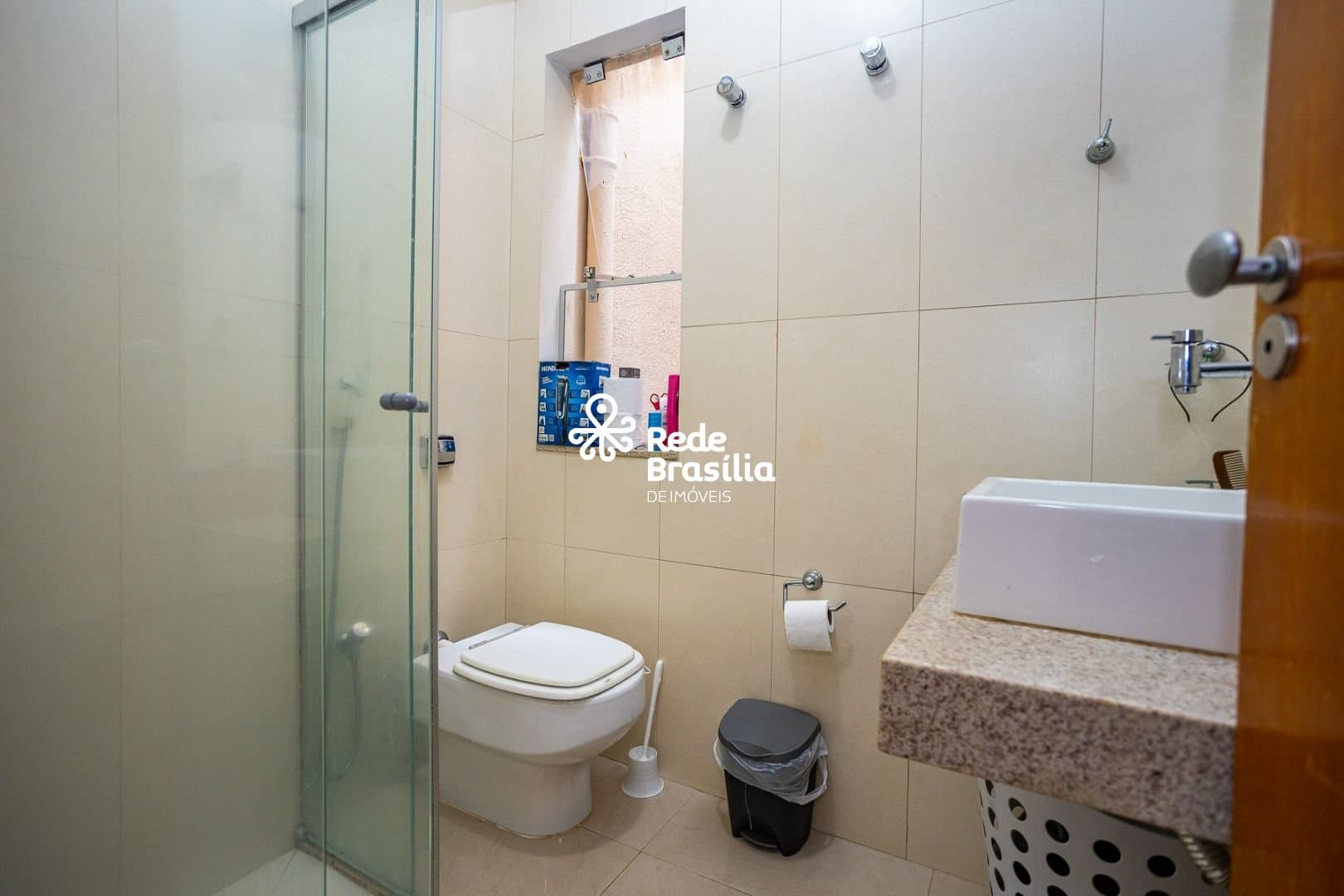 Imagem da propriedade UB1382 15