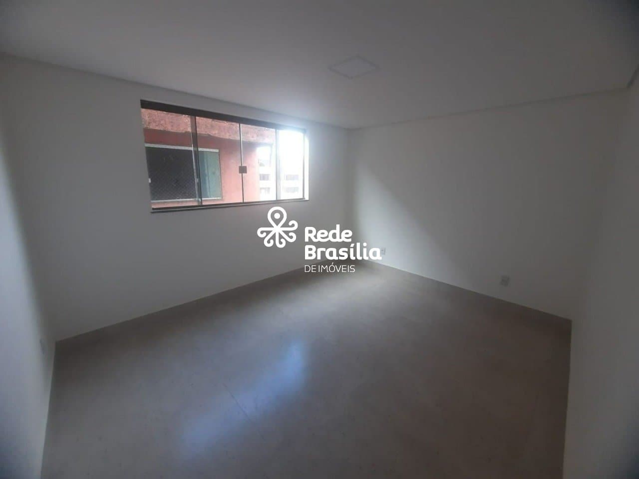 Imagem da propriedade UB1566 4