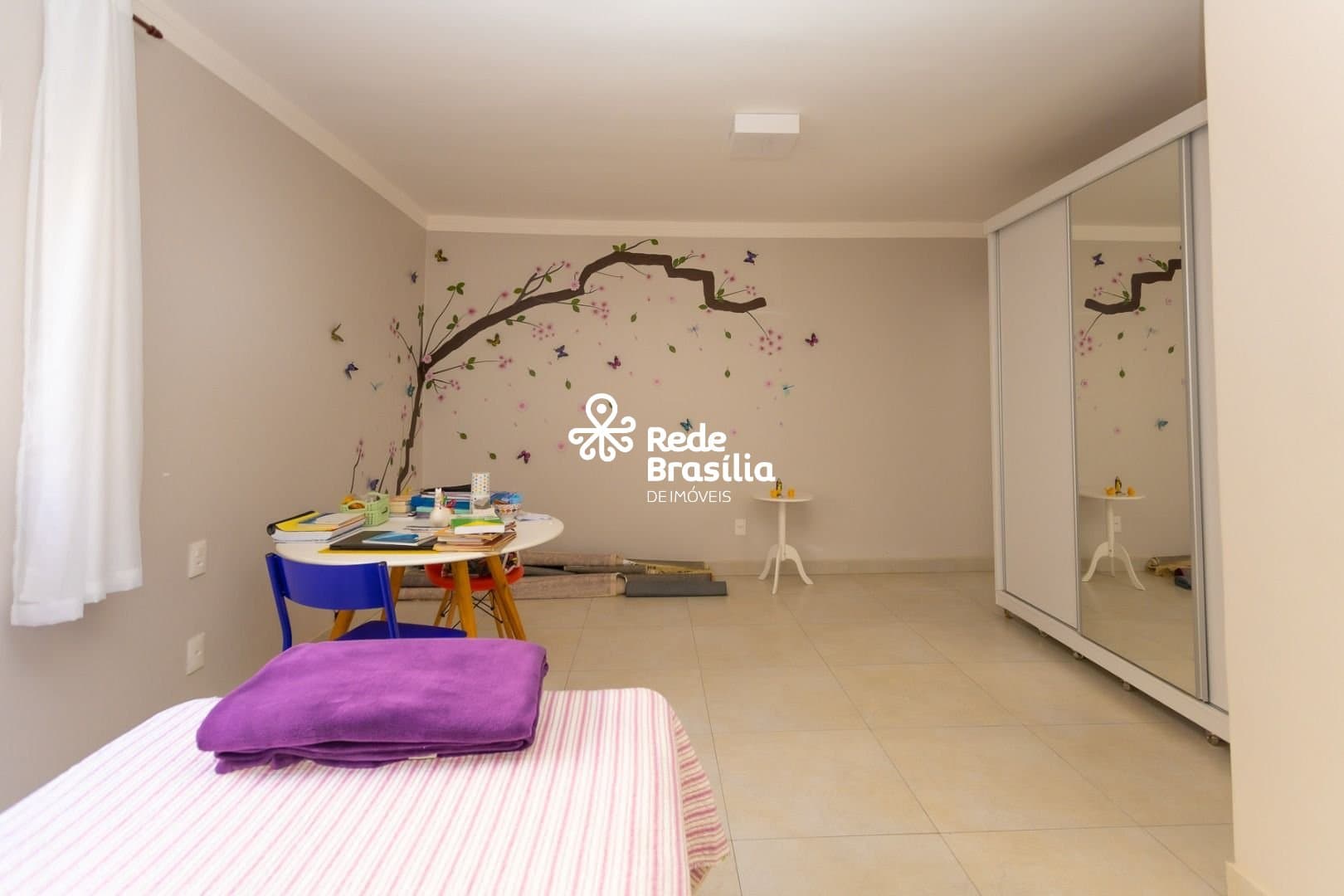 Imagem da propriedade UB936 16