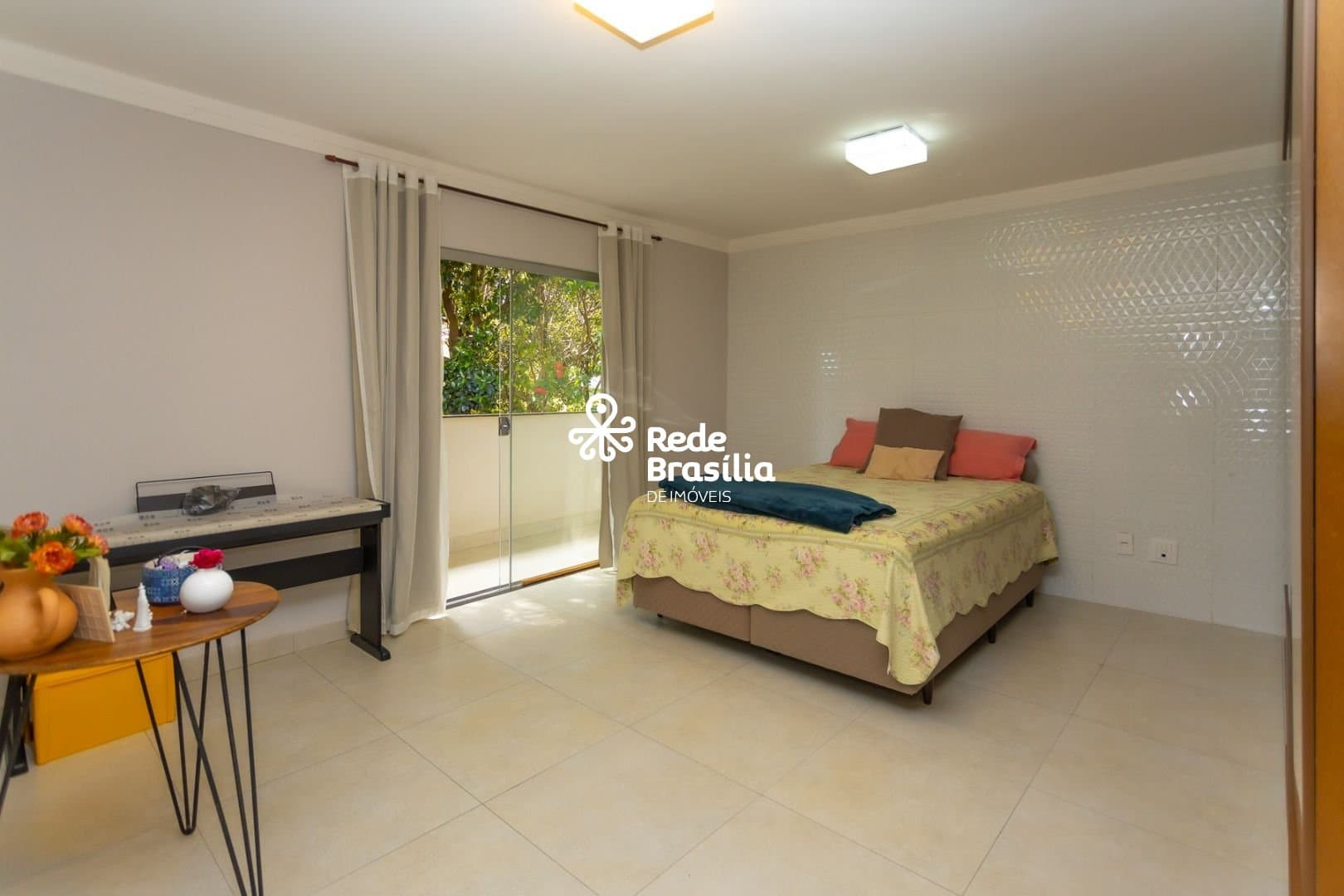 Imagem da propriedade UB936 17